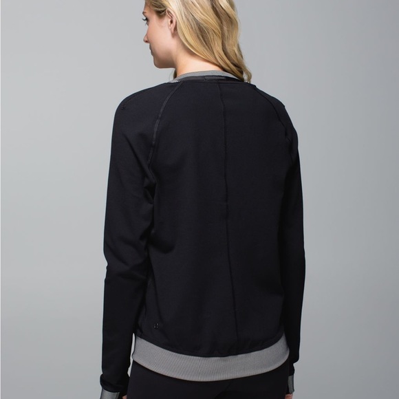 Lululemon H’OM run Bomber jacket - Picture 4 of 15